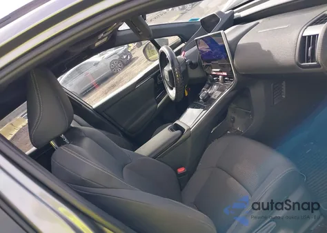 2024 Toyota Bz4X Xle/Limited z USA, uszkodzony, nr VIN JTMABACA7RA071440